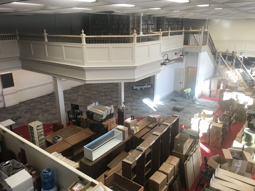 A Vew of the PPL Mezzanine and reading room from the balcony